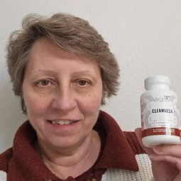 Influencer with bottle